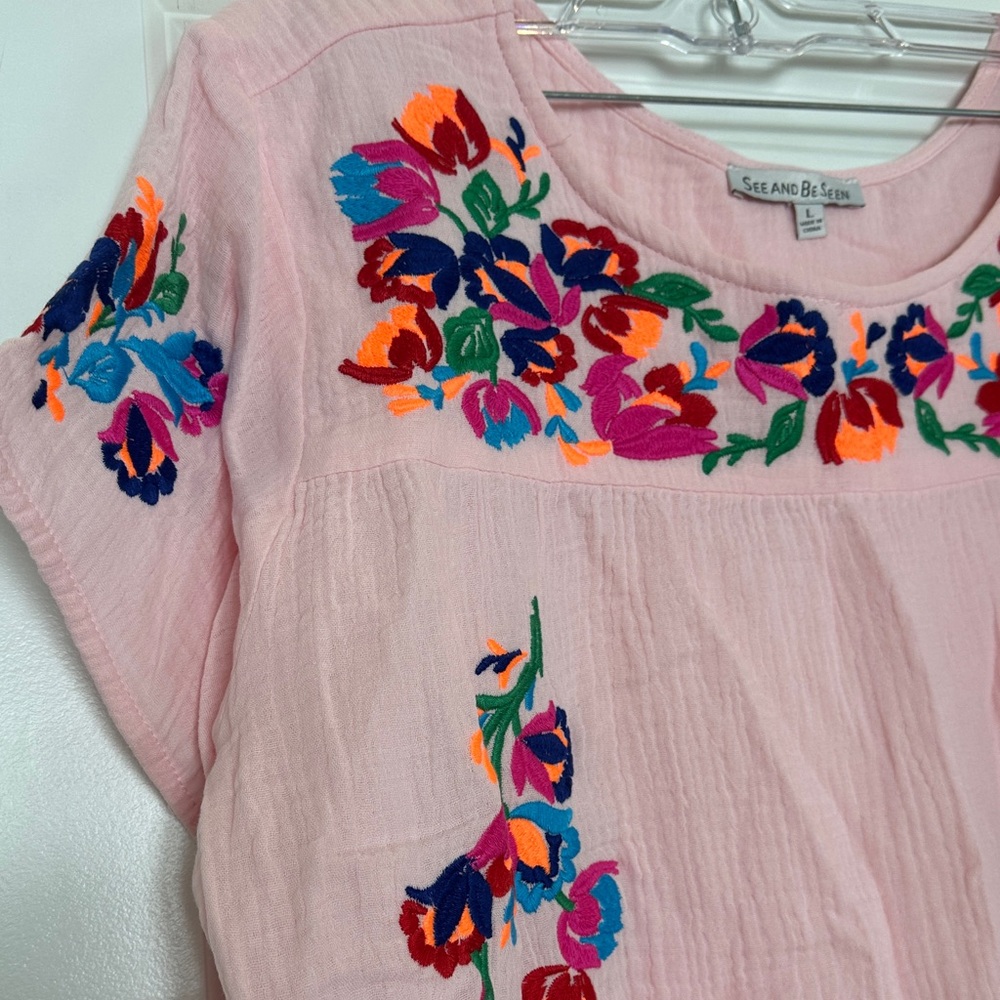 See and Be Seen Floral Embroidered Pink Blouse - Picture 3 of 7